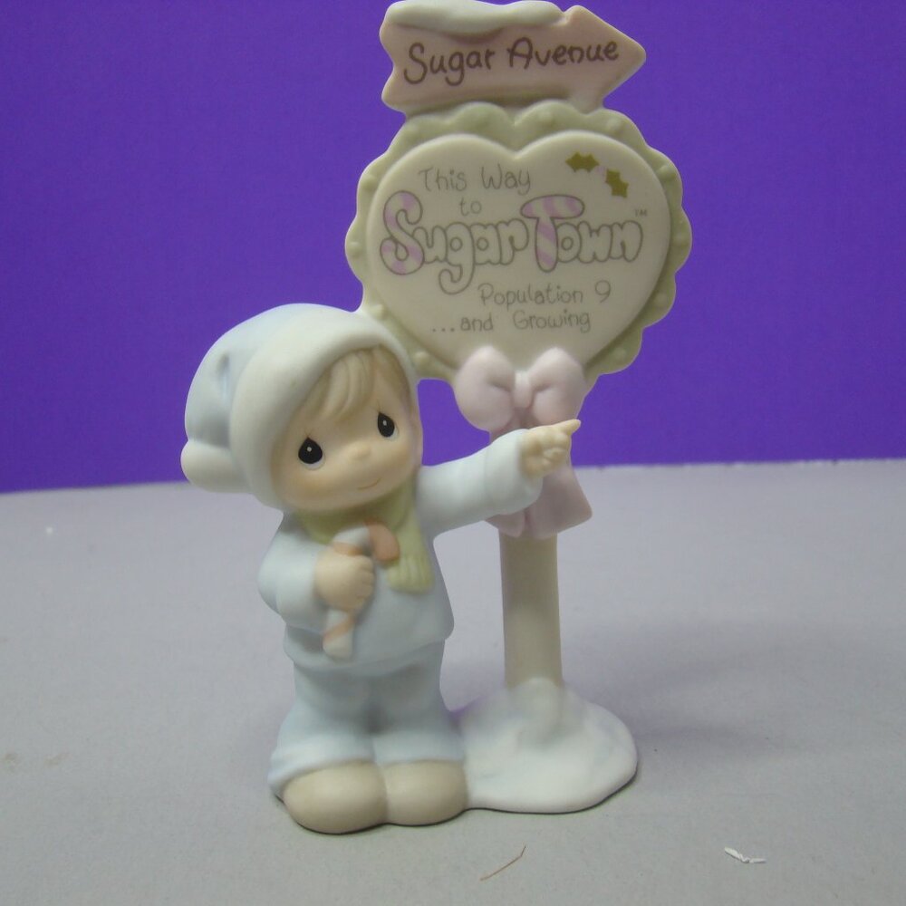 Precious Moments Sugar Town 529842 Sugar Avenue Population Figurine 1992